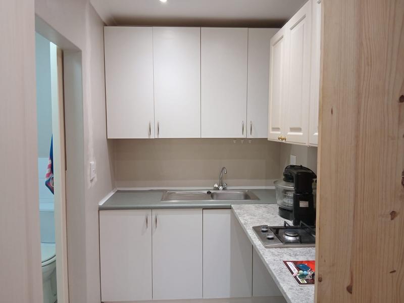 1 Bedroom Property for Sale in Uitzicht Western Cape